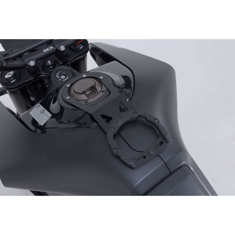 Anello Serbatoio Moto Nero Sw-Motech TRT.00.787.34000/B Per Husqvarna Svartpilen 801 (24-)