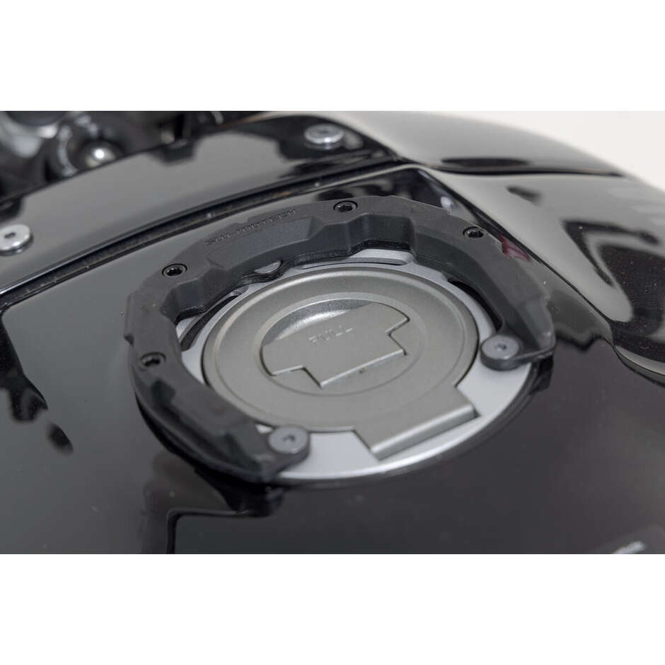 Anello Serbatoio PRO Sw-Motech TRT.00.787.30501/B Per Yamaha R1; R3; MT-03; MT-10; MT-125; Benelli Leoncino 500/800