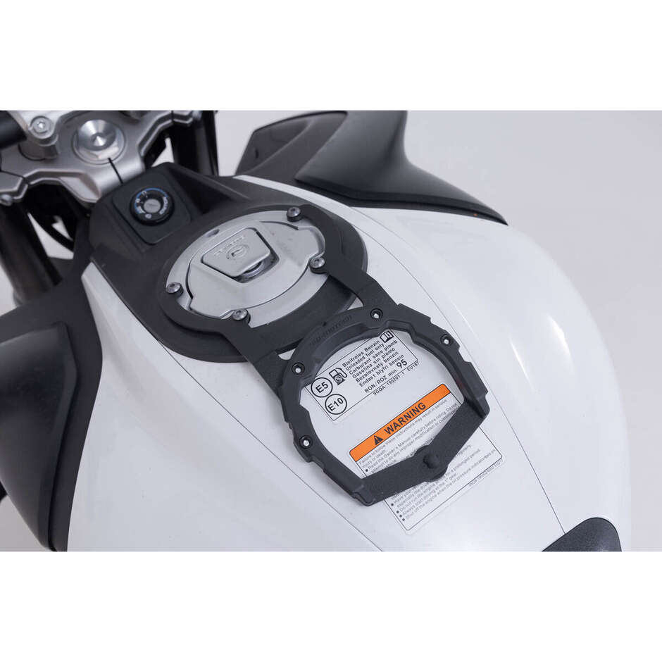Anneau de réservoir de moto noir Sw-Motech TRT.00.787.33800/B pour CFMoto 450NK / 450SR / 450SR S (23-)