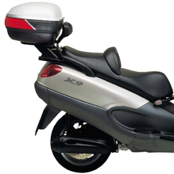 Attacco posteriore per bauletto Monolock SR57 Per PIAGG taglia un