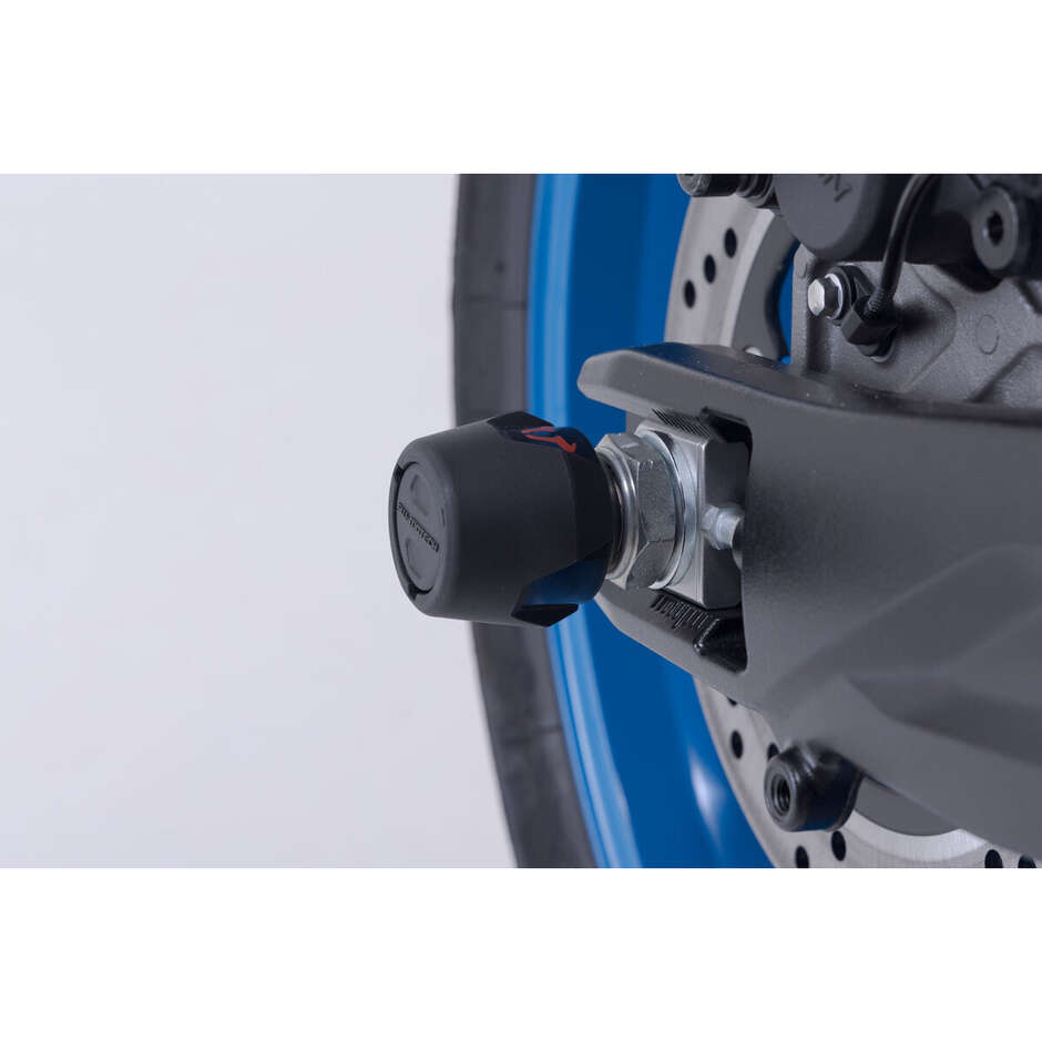 Black Rear Axle Protection Kit STP.05.176.10600/B For Suzuki GSX-8S / GSX-8R (22-)