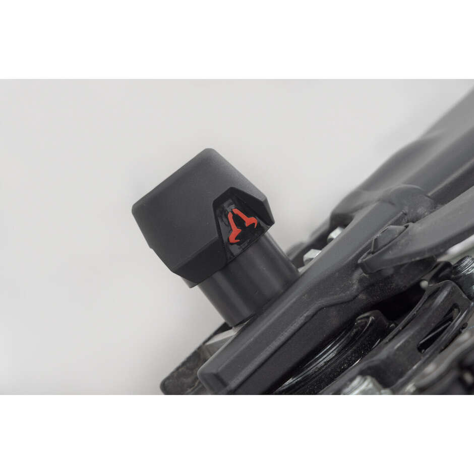 Black Rear Axle Protection Kit STP.06.176.11200/B For Yamaha MT-09 (20-)