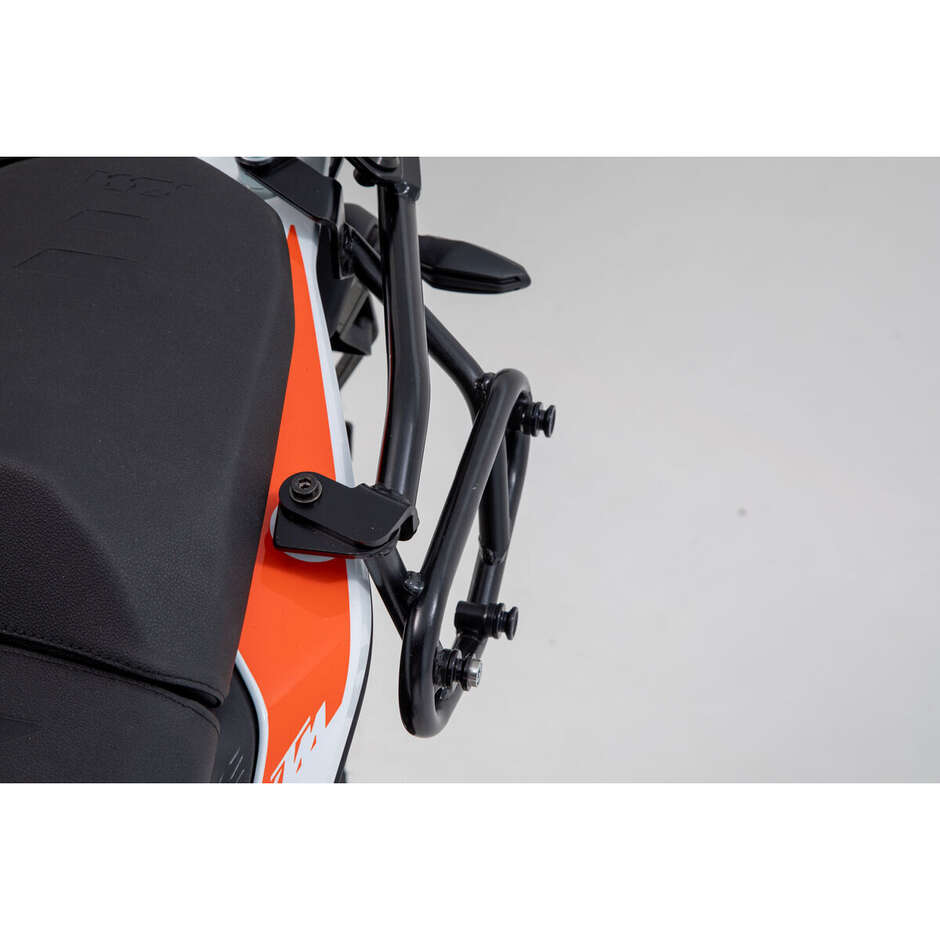 Cadre latéral gauche noir Slc SW-Motech HTA.04.958.10000