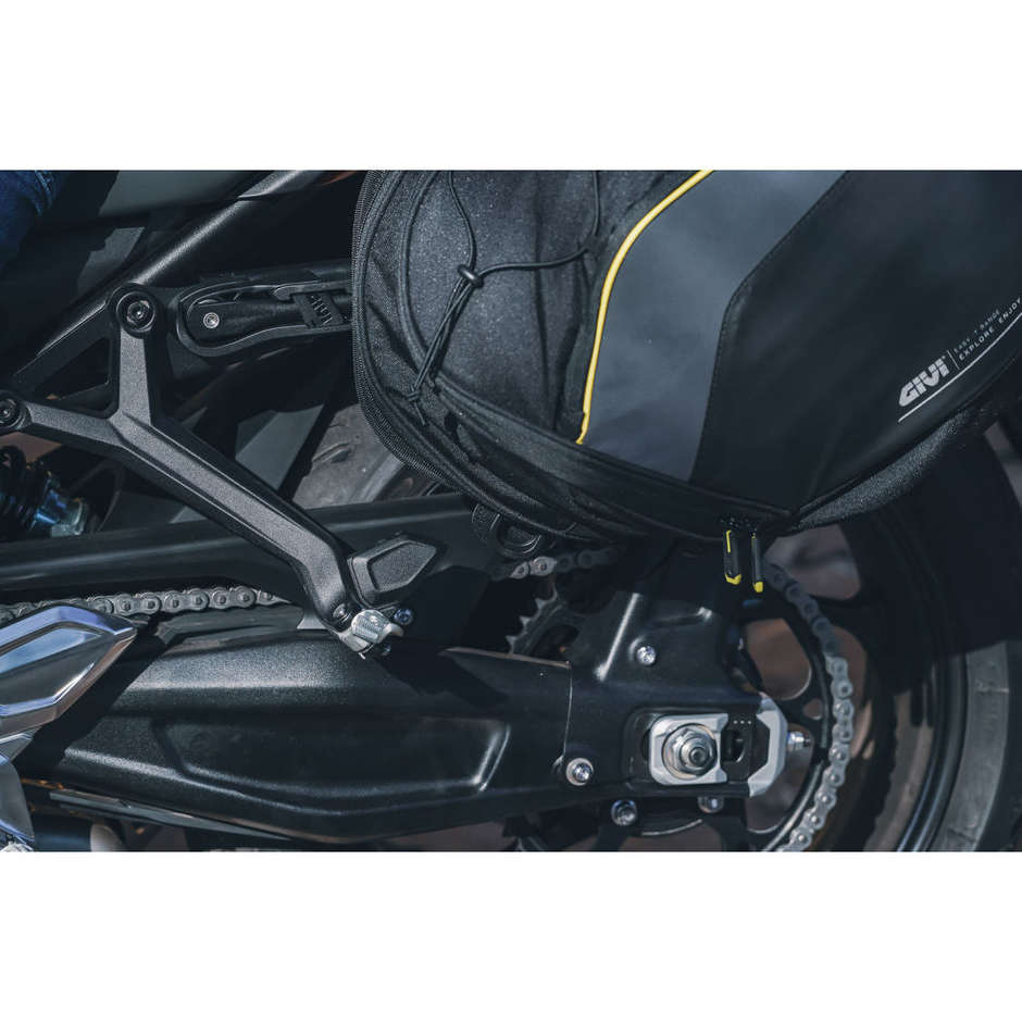 Cadres latéraux à dégagement rapide Givi REMOVE-X pour sacs souples spécifiques pour Moto Guzzi V7 Stone (2021-)