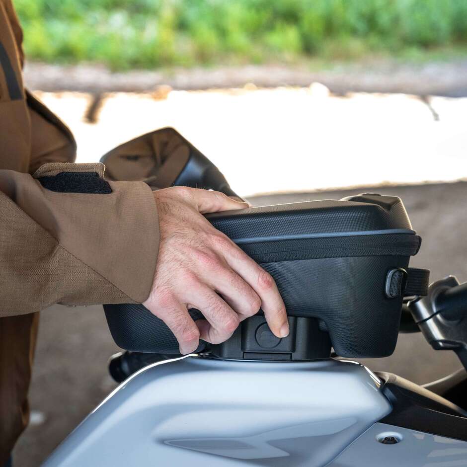 CLICK SYSTEM Shad E09CM 5 Liter Motorrad Tankrucksack