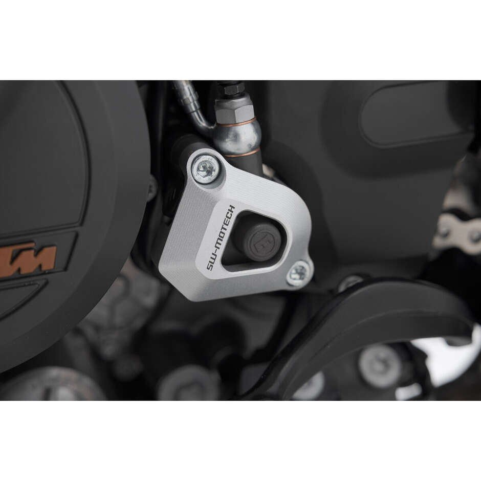 Clutch Slave Cylinder Guard Silver Sw-Motech SCT.04.174.10301/S For KTM Models