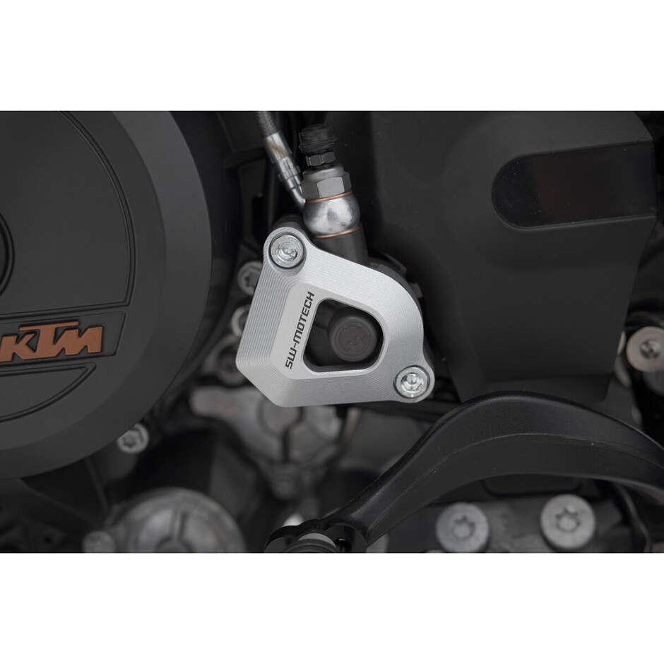 Clutch Slave Cylinder Guard Silver Sw-Motech SCT.04.174.10301/S For KTM Models