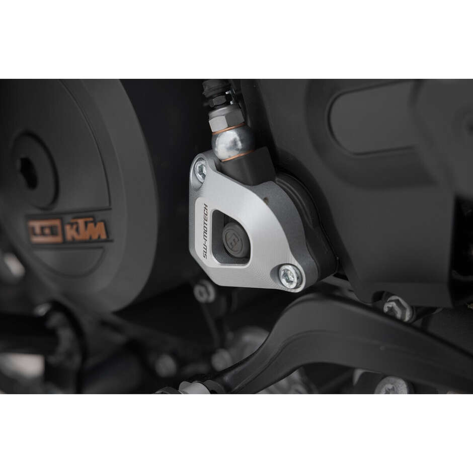 Clutch Slave Cylinder Guard Silver Sw-Motech SCT.04.174.10301/S For KTM Models