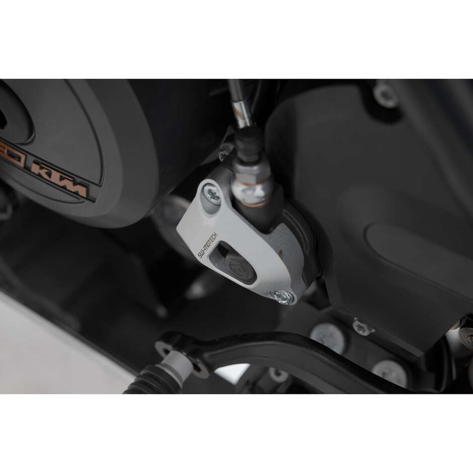 Clutch Slave Cylinder Guard Silver Sw-Motech SCT.04.174.10301/S For KTM Models