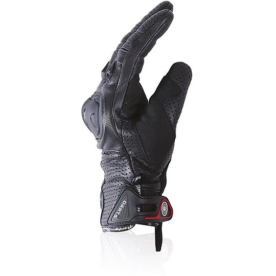 Darts Summer Motorcycle Gloves in Black Robyn Leather and Fabric Certified