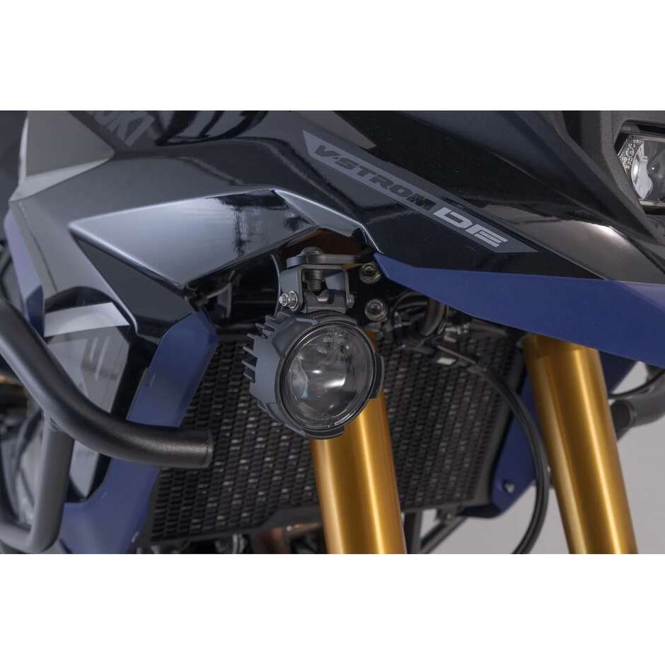 EVO Fernlichtscheinwerfer Sw-Motech NSW.05.845.61000/B für SUZUKI V-STORM 800 (ab 2024) / V-STORM 800 DE (ab 2023)