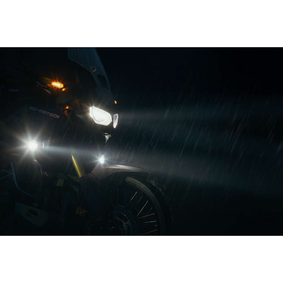 EVO Fog Light Kit Sw-Motech NSW.01.622.51101/B Honda CRF 1000L/1100L With Protections