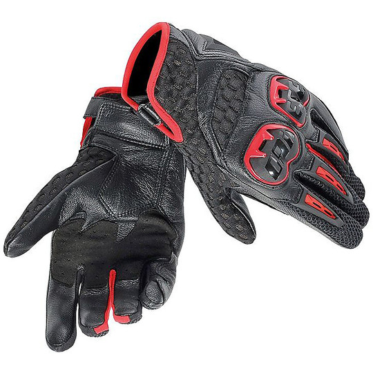 Gants de moto en cuir Dainese Air Hero avec des protections noires de lave rouge