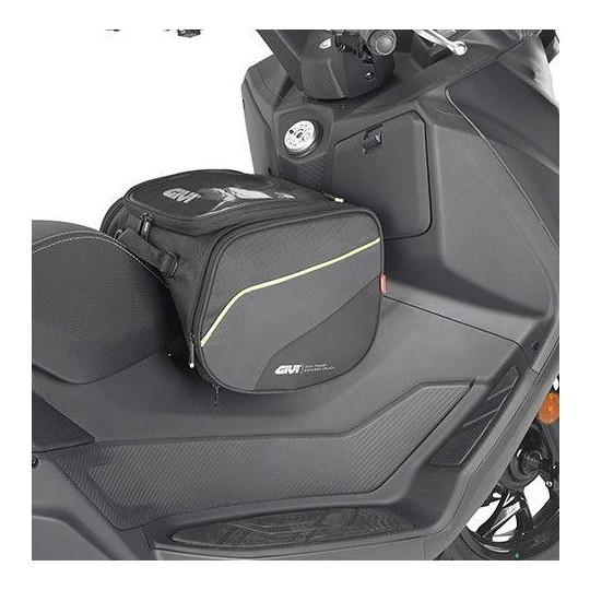 Givi EASY-T EA136 23 Liters Black Scooter Tunnel Bag