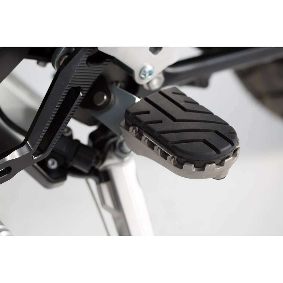 ION Sw-Motech Verstellbares Fußrasten-Set FRS.11.011.10103/S für TRIUMPH TIGER 800 / 900 / 1200 / SCRAMBLER 1200