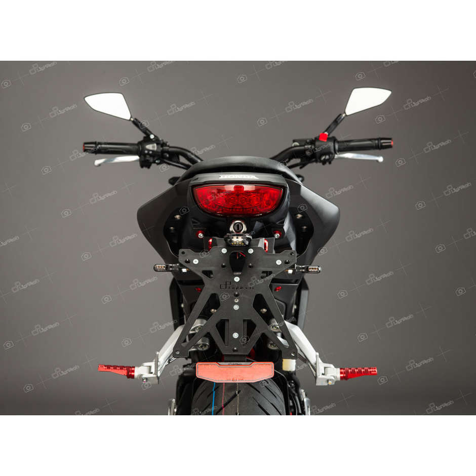 Kit de plaque d'immatriculation réglable Lightech spécifique pour Honda CB125r / CB300R (2018-25)
