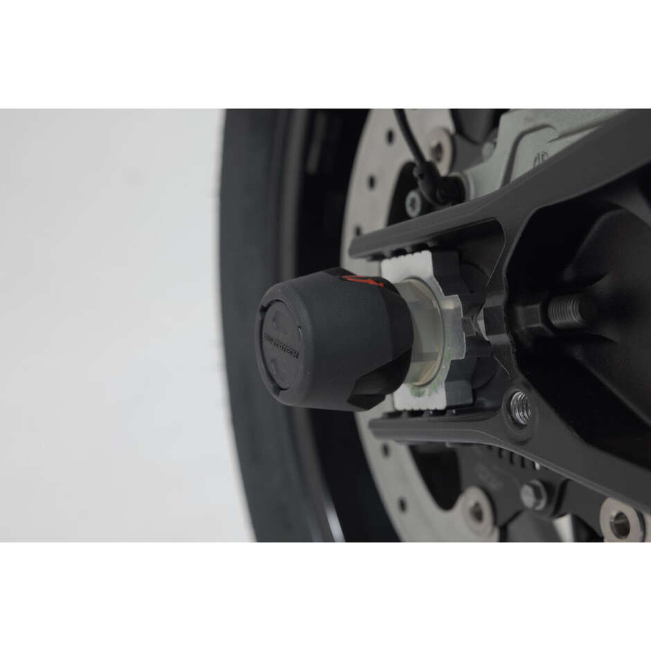 Kit de protection d'essieu arrière noir STP.04.176.10701/B pour modèles KTM, Husqvarna Svartpilen 801 (24-)