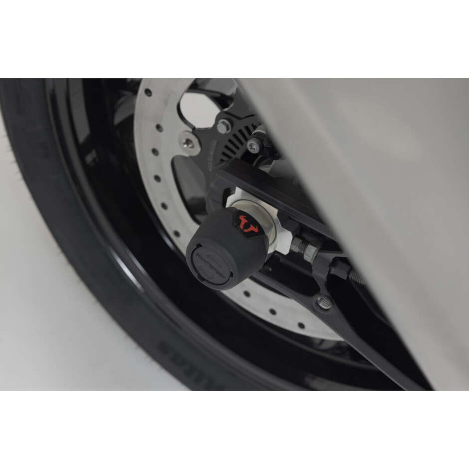 Kit de protection d'essieu arrière noir STP.04.176.10701/B pour modèles KTM, Husqvarna Svartpilen 801 (24-)