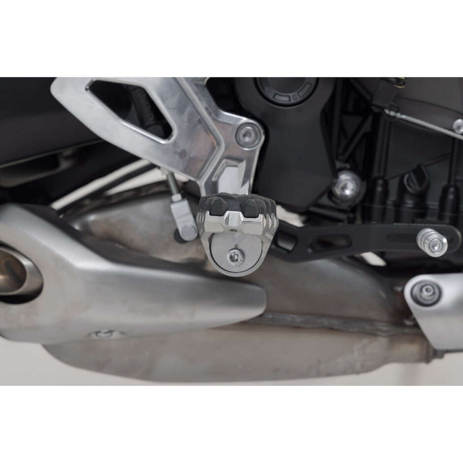 Kit Pedane Regolabili Sw-Motech FRS.11.112.10500 Triumph Tiger 660 (2021-2024)/ Yamaha Tracer 700 / 7