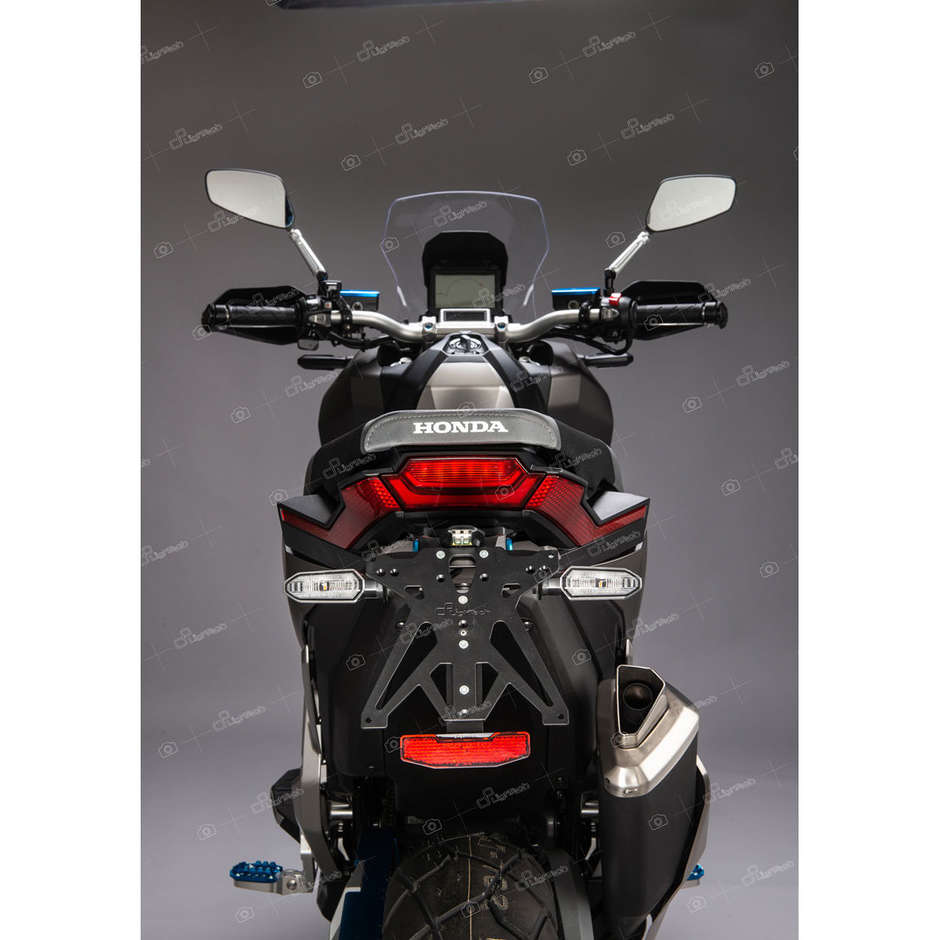Kit Portatarga Regolabile Lightech Specifico Per Honda X-ADV 750 (2017-20)