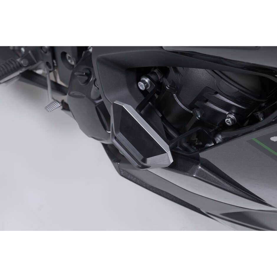 Kit Tamponi Di Protezione Per Telaio Nero / Argento Sw-Motech STP.08.590.11602/B Per Kawasaki Ninja 1000SX, 1100 SX/SE
