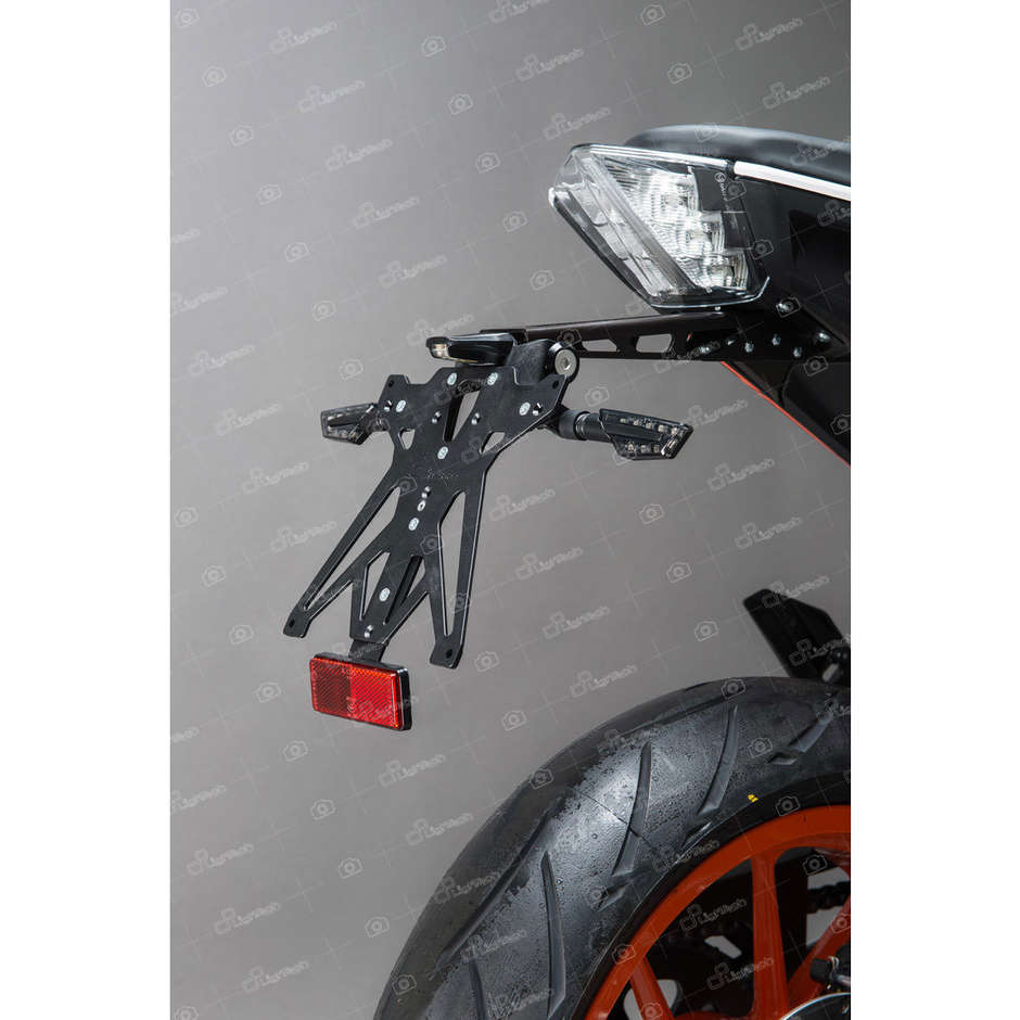 Lightech Adjustable License Plate Kit speziell für KTM Duke 125/390 (2017-20)