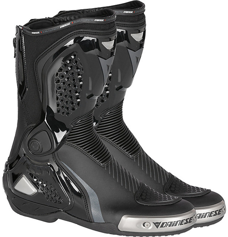 Buy > dainese boots sale > in stock