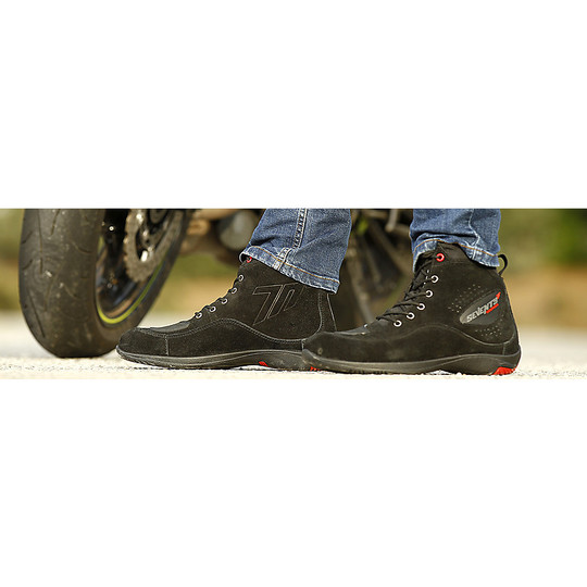 Motorcycle Shoes Seventy BC8 Breathable Brown