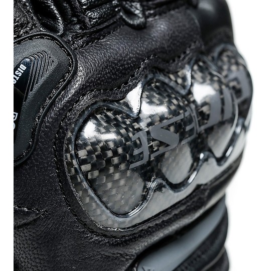 Motorrad-Sporthandschuhe aus schwarzem Leder Dainese CARBON 3 SHORT