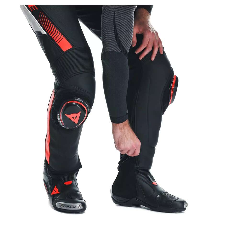 Pantalone Moto Pelle Dainese SUPER SPEED PERFORATO # Nero Bianco Rosso Fluo