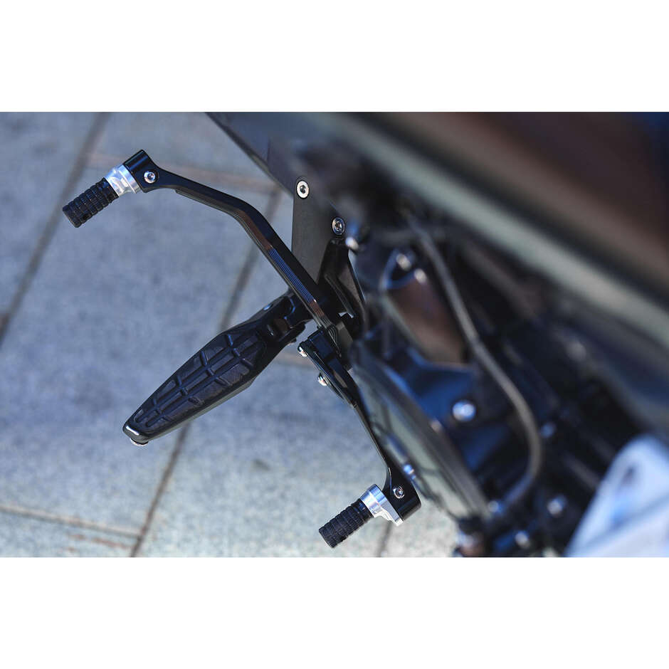 PEL07 Ducati XDiavel PILOT CONTROLS KIT - Gear lever balance CNC Racing Black