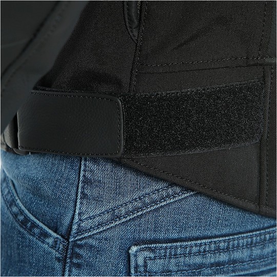 Perforierte Dainese Lederjacke AGILE Black Perforated Leather