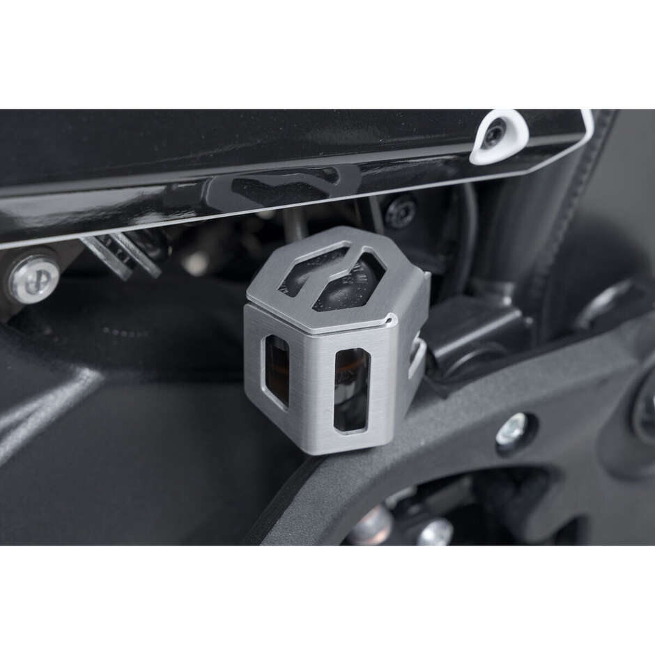 Protezione Serbatoio Liquido Dei Freni Argento Sw-Motech SCT.07.174.10102/S Per Modelli BMW / Ducati / KTM / Husqvarna
