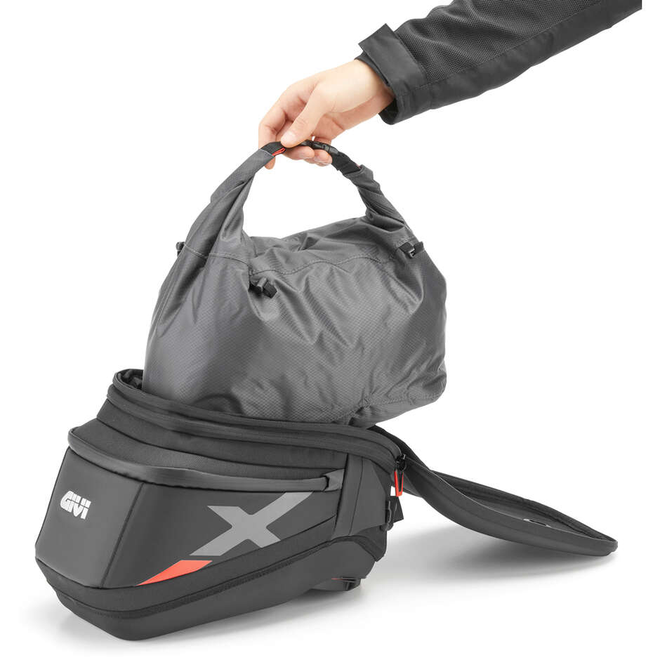 Sacoche de réservoir extensible Givi XL04B Tanklock spécifique aux BMW R 1200 GS (13-18), R 1250 GS, KTM 1290 Super Adv (21-)
