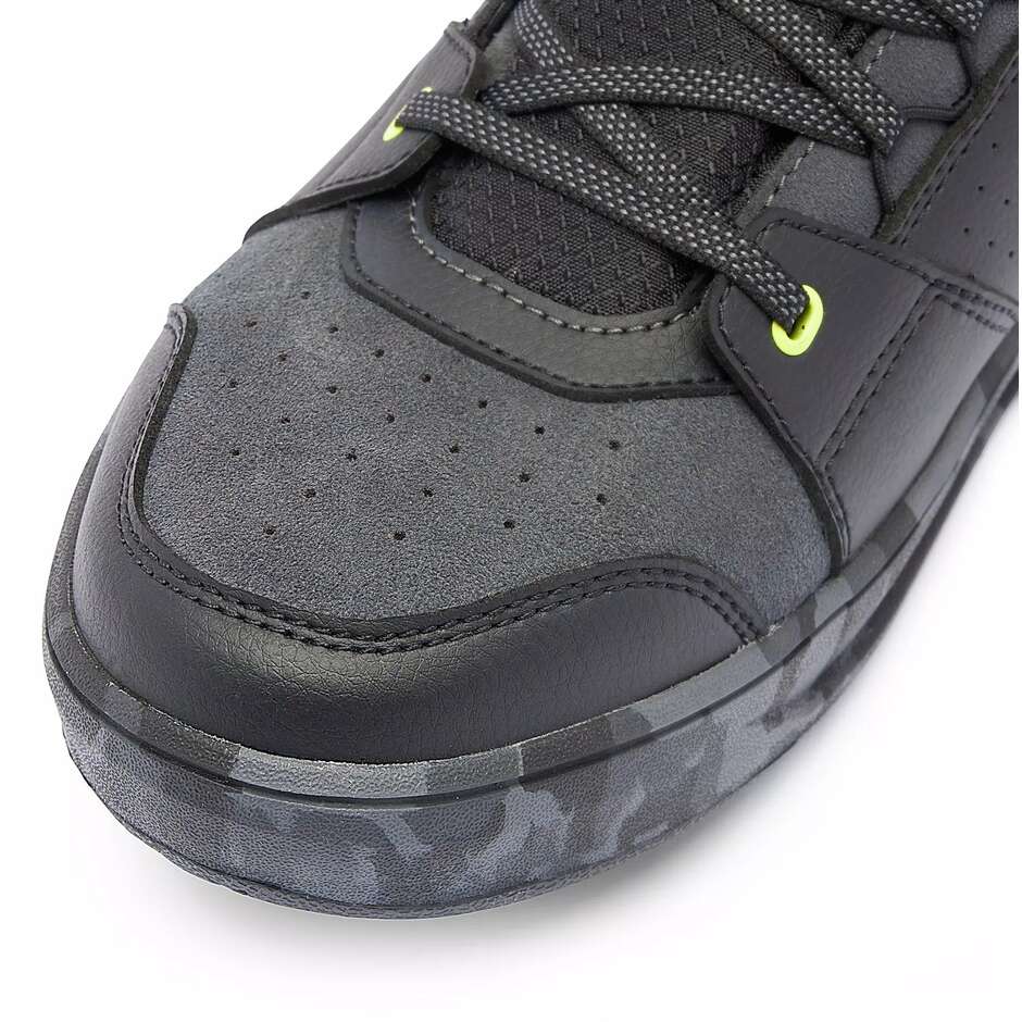 Scarpe Moto Dainese SUBURB D-WP # Nero Camo ACID Giallo