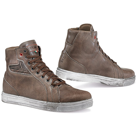 tcx street ace waterproof