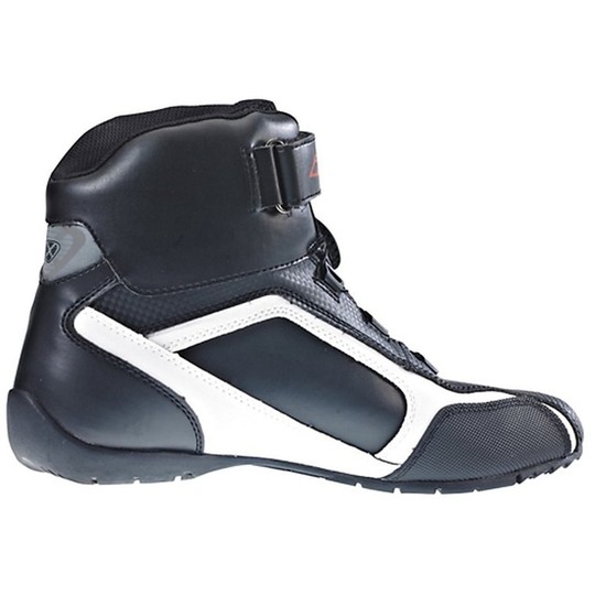 Scarpe Moto Tecniche Ixon Sneakers Assault Nero/Bianco/Rosso