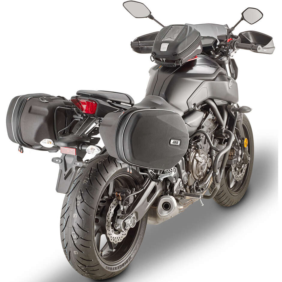 Schwarzer röhrenförmiger Motorschutz Integrierter Schieber Givi TN2130 Für Yamaha MT-07 (18 > 20); MT-07 Tracer (16 > 19)