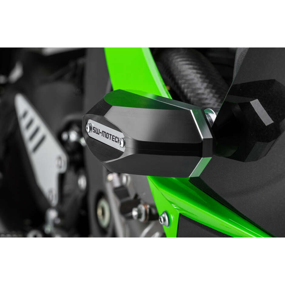 Schwarzes Rahmenschieber-Kit STP.08.590.11100/B für Kawasaki Ninja ZX-6R 636 (13-)