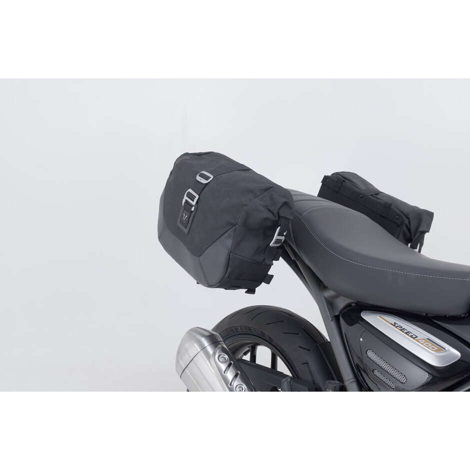 Set Borse Laterali LC Legend Gear Black Edition Sw-Motech BC.HTA.11.616.20100 per TRIUMPH SPEED 400 / SCRAMBLER 400 X (2023 >)