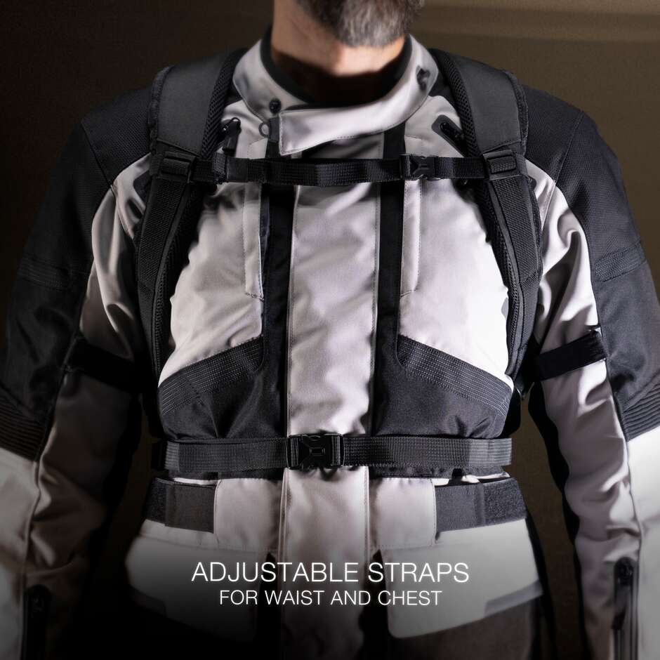 Shad SL86 16 Lt Motorcycle Backpack.