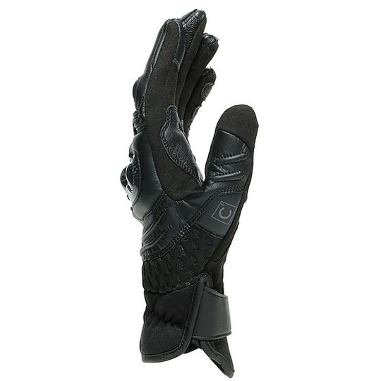 Sport Motorcycle Gloves in Dainese CARBON 3 SHORT Black Leather