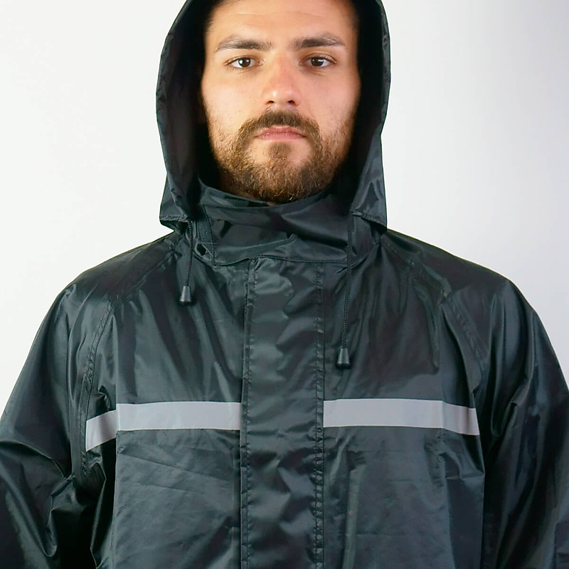 Aggregate more than 91 rain jacket with trousers best - in.cdgdbentre