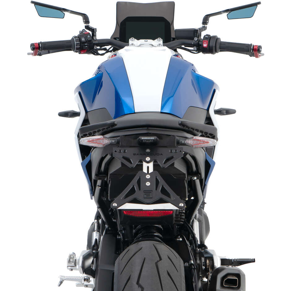 Support de plaque d'immatriculation Barracuda spécifique pour BMW F900 (2026) avec clignotants d'origine