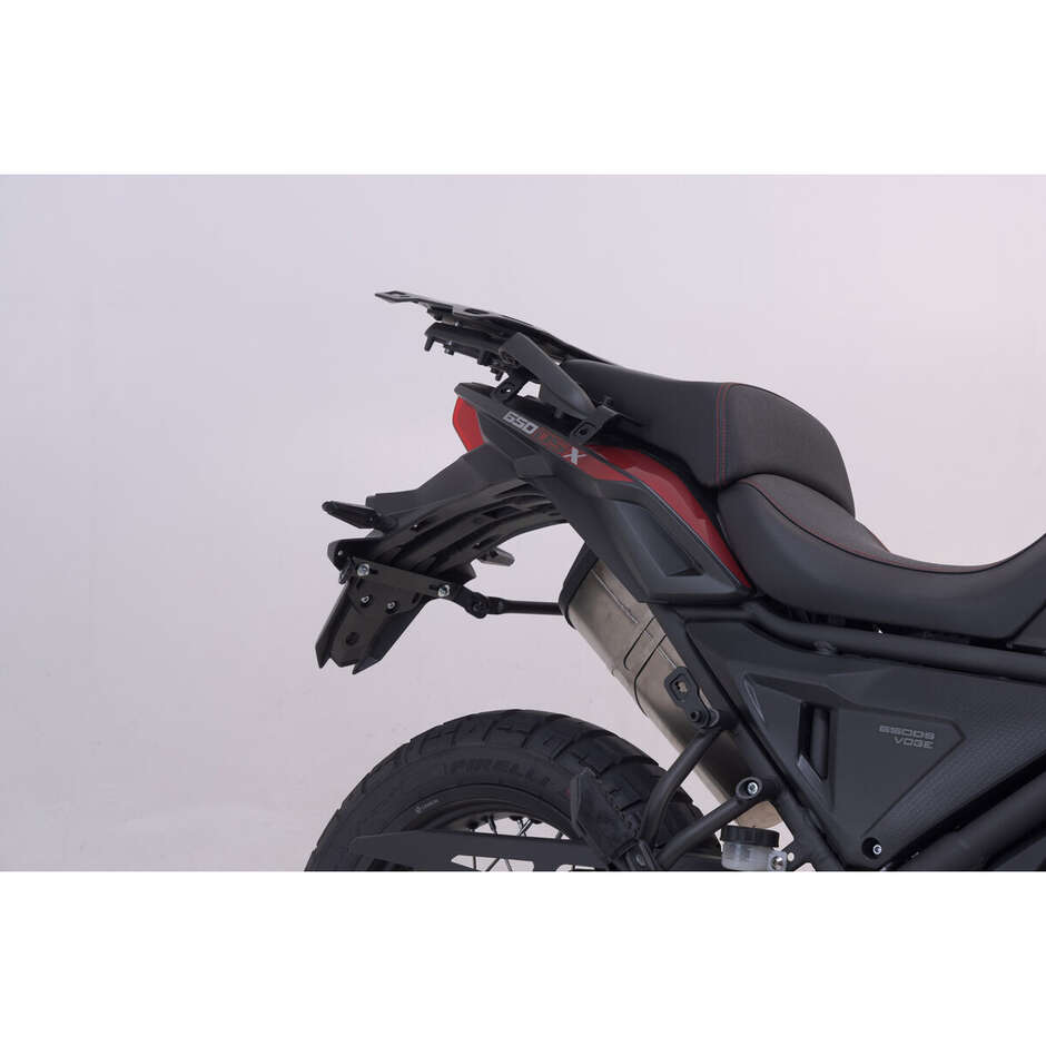 Support latéral PRO Sw-Motech KFT.02.049.30000/B pour VOGE 650 DSX (2022 >)