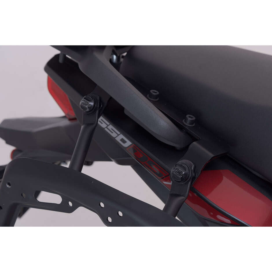 Support latéral PRO Sw-Motech KFT.02.049.30000/B pour VOGE 650 DSX (2022 >)