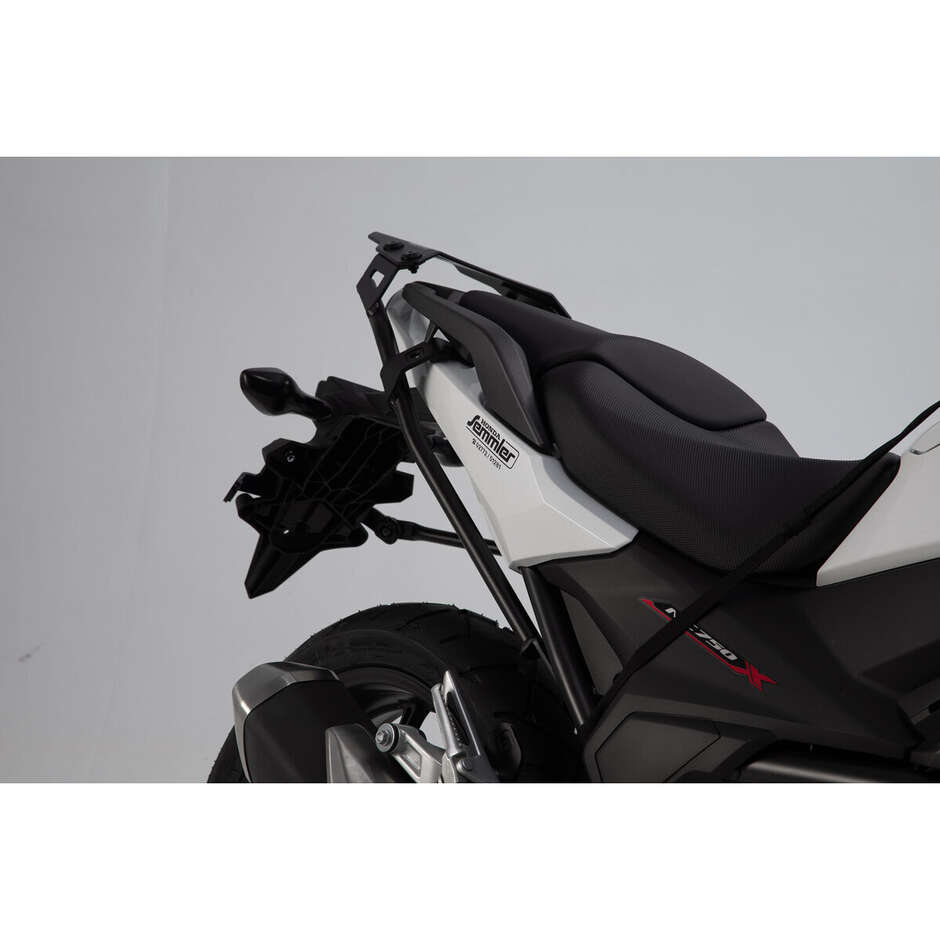 Support latéral Sw-Motech PRO KFT.01.699.30000/B pour HONDA NC750X / XD - NC750S / SD