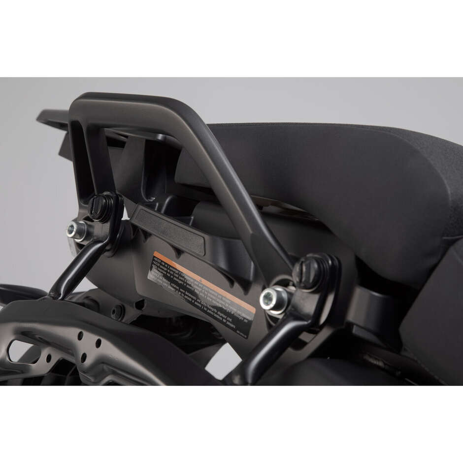 Supporto Laterale PRO Sw-Motech KFT.06.145.30000/B per YAMAHA XT1200Z SUPER TENERE (2010 >)
