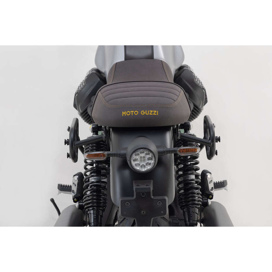 Supporto Laterale SLC DESTRO Sw-Motech HTA.17.847.11000 per Moto Guzzi V7 IV (20-24)