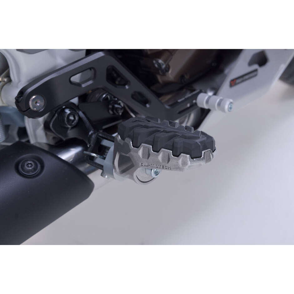 Sw-Motech FRS.01.112.10600/B Verstellbares Evo-Fußrasten-Kit für Honda CRF1100L Africa Twin / Adv Sports Schwarz